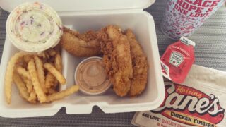 コピーキャット・レイジング・ケーンのチキンフィンガーのレシピ